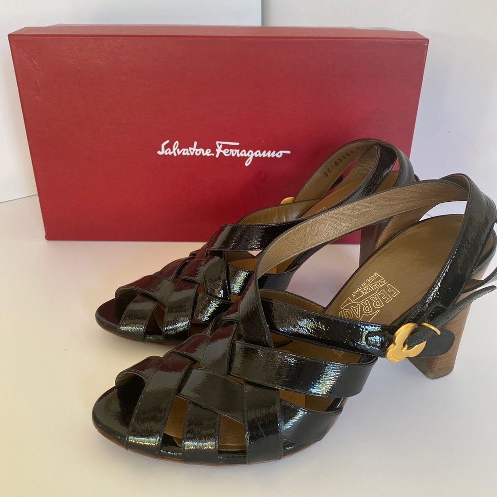 Salvator Ferragamo Women Pump